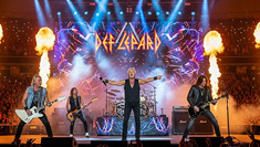 DEF LEPPARD
